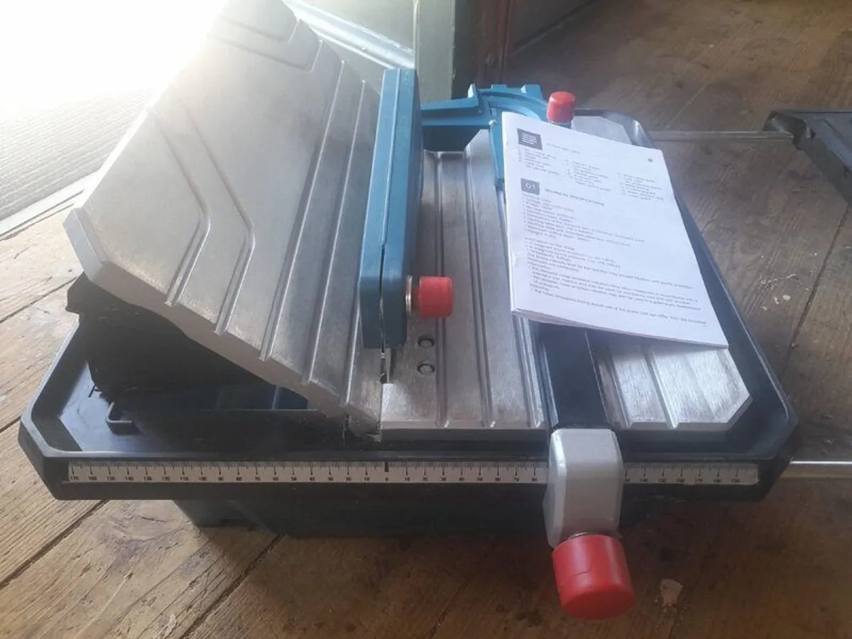 Table tile cutter - Image 1
