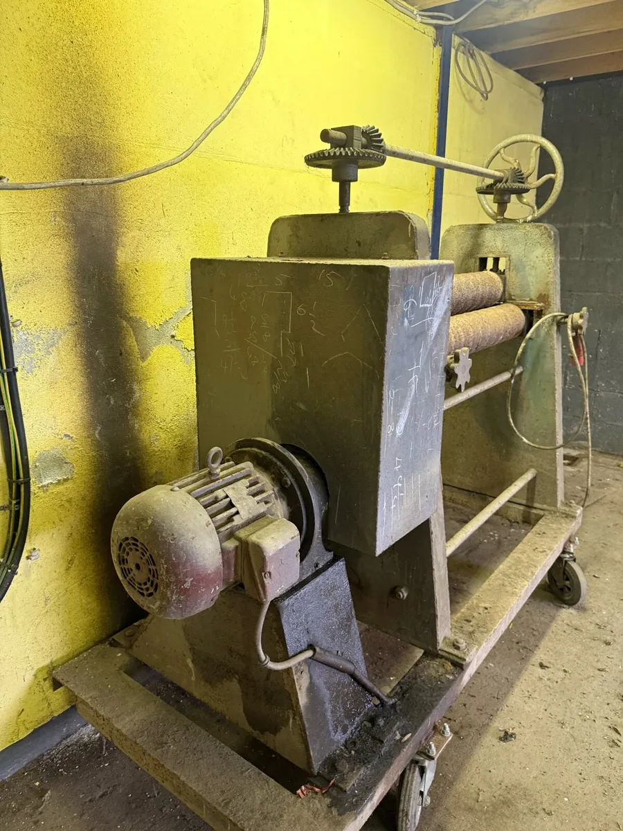 Corrugated roller - Image 1