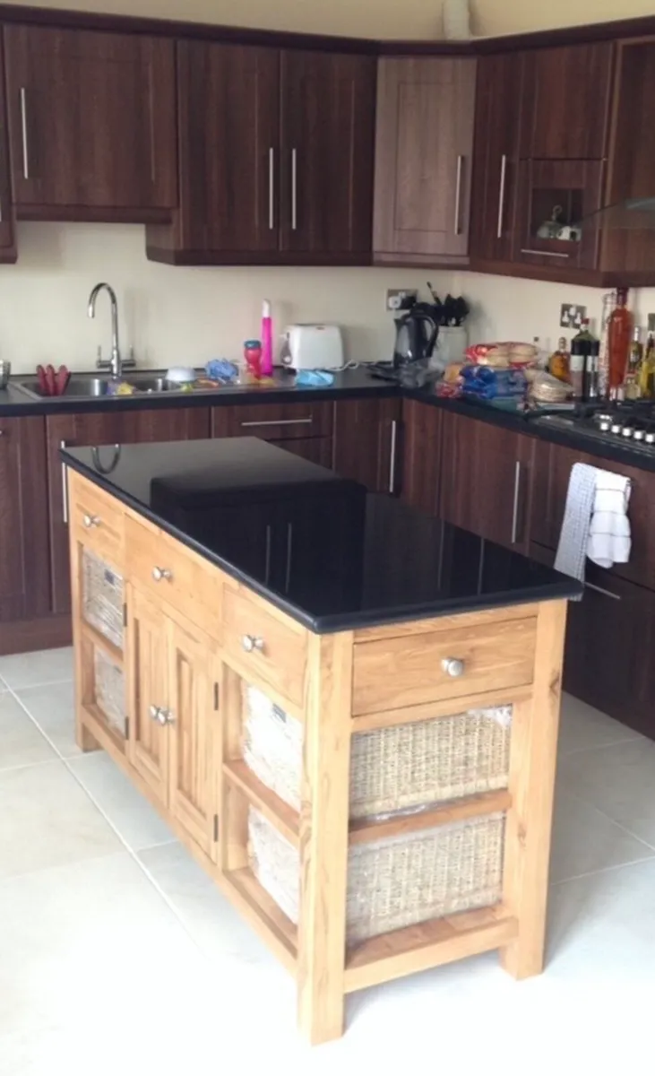 Strawbridge solid oak granite top kitchen island