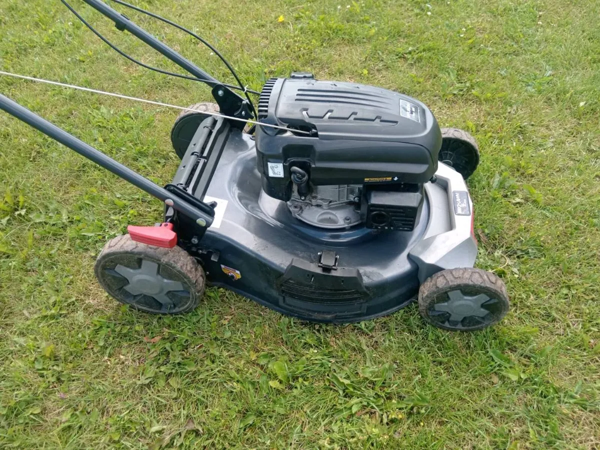 Lawnmowers - Image 4