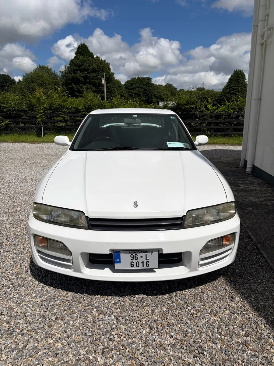 Nissan Skyline R33 GTS25T saloon - Image 2