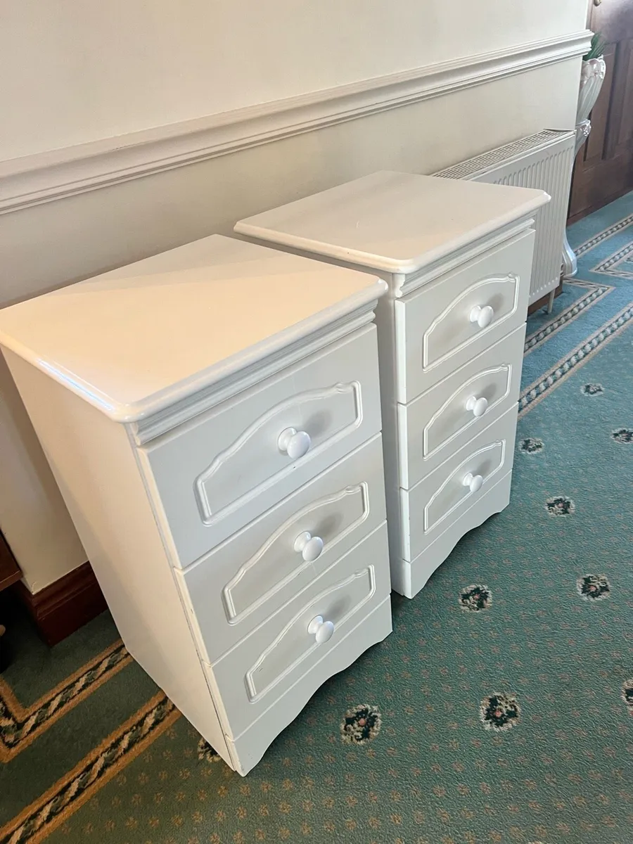 2 matching bedside lockers wooden white - Image 2