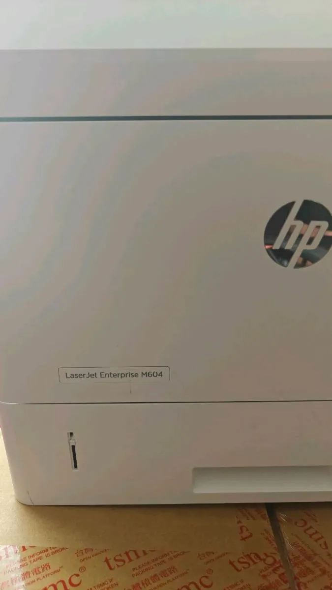 HP LaserJet Enterprise M604 - Image 3