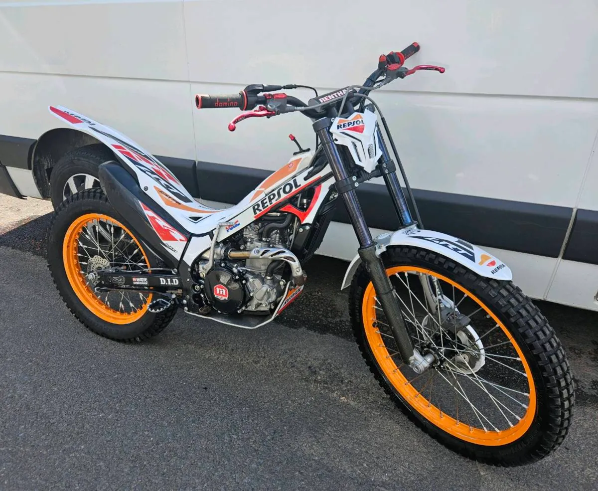 Honda montesa 301rr 4rt  trials bike MINT - Image 3