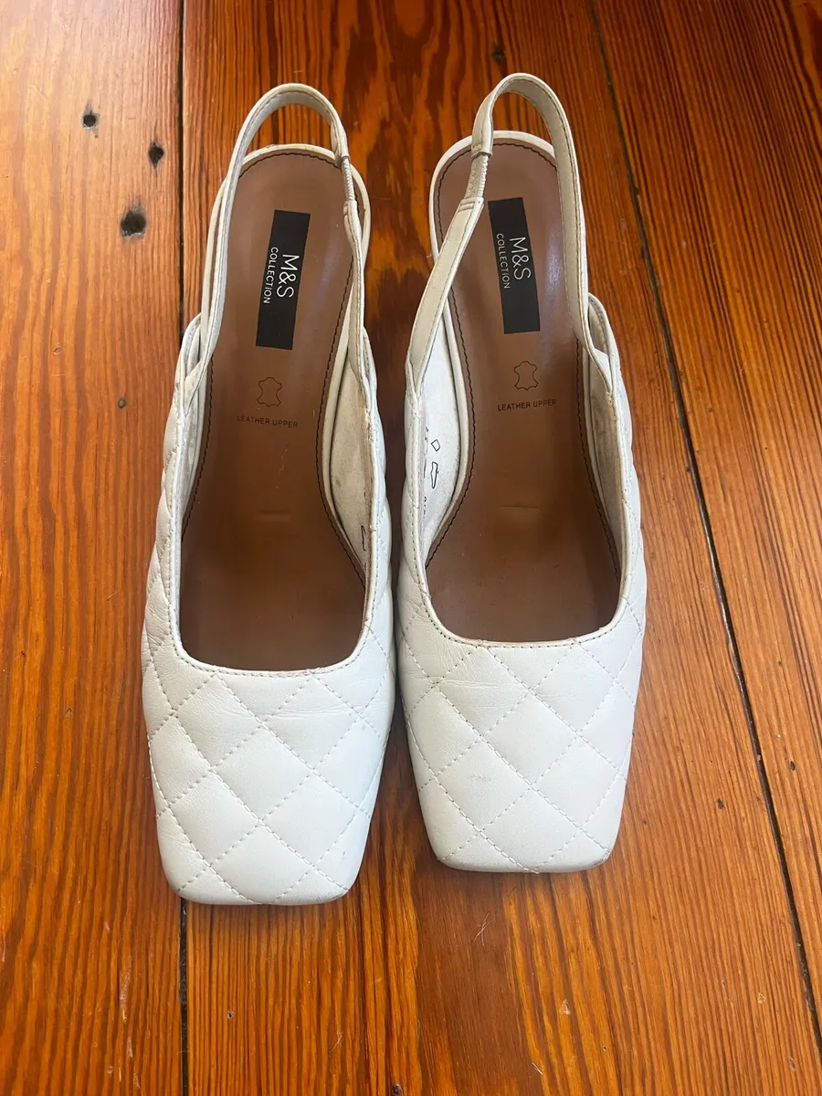Marks & Spencer kitten heels - Image 2