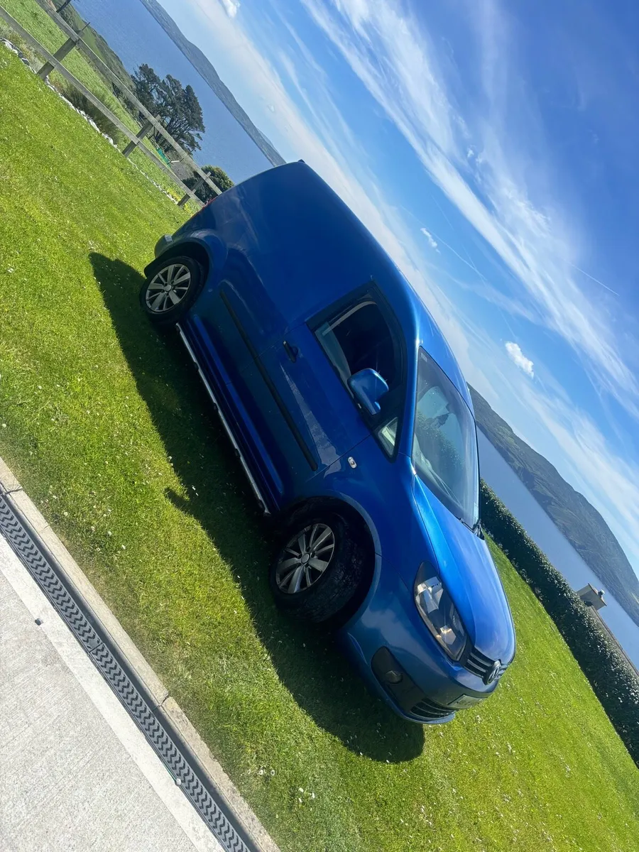 VW caddy van - Image 2