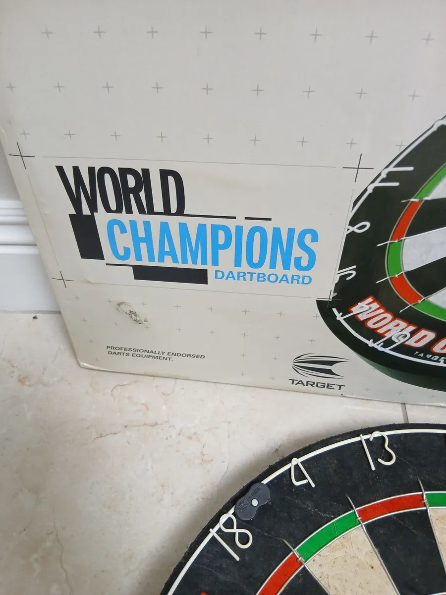 Dart board - Image 1
