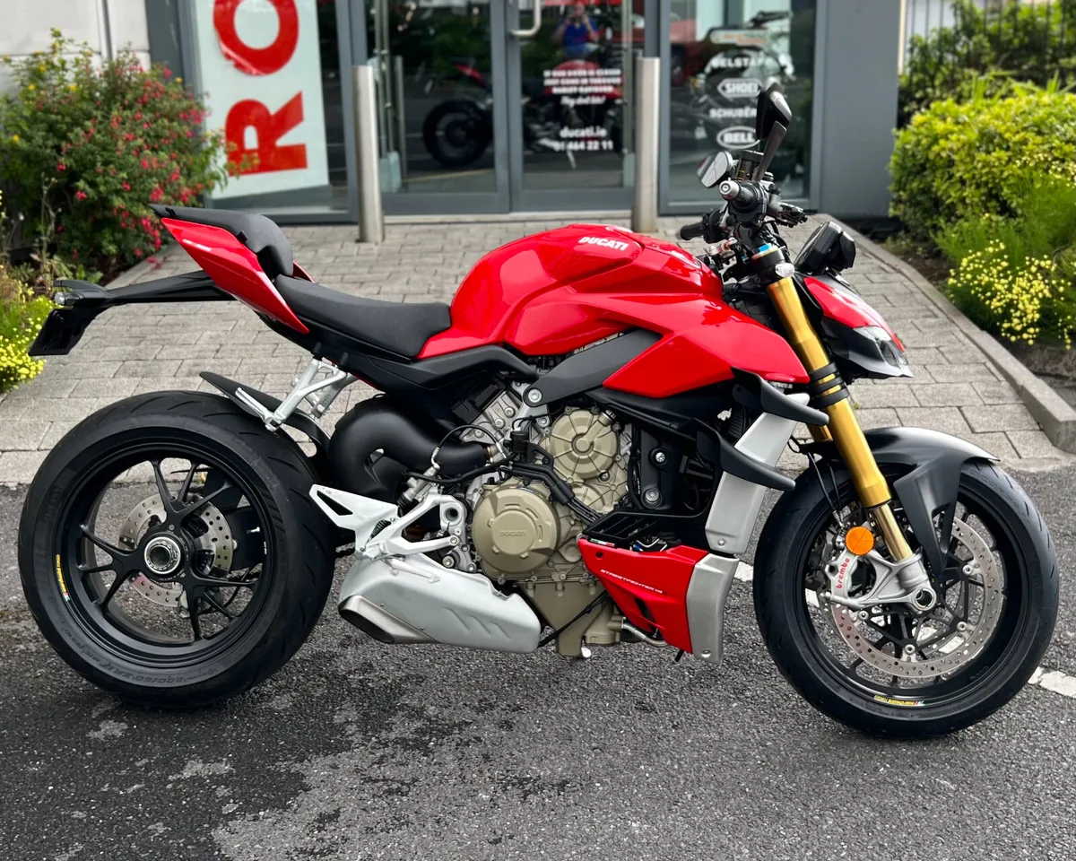 DUCATI STREETFIGHTER V4 S €399 per month - Image 1