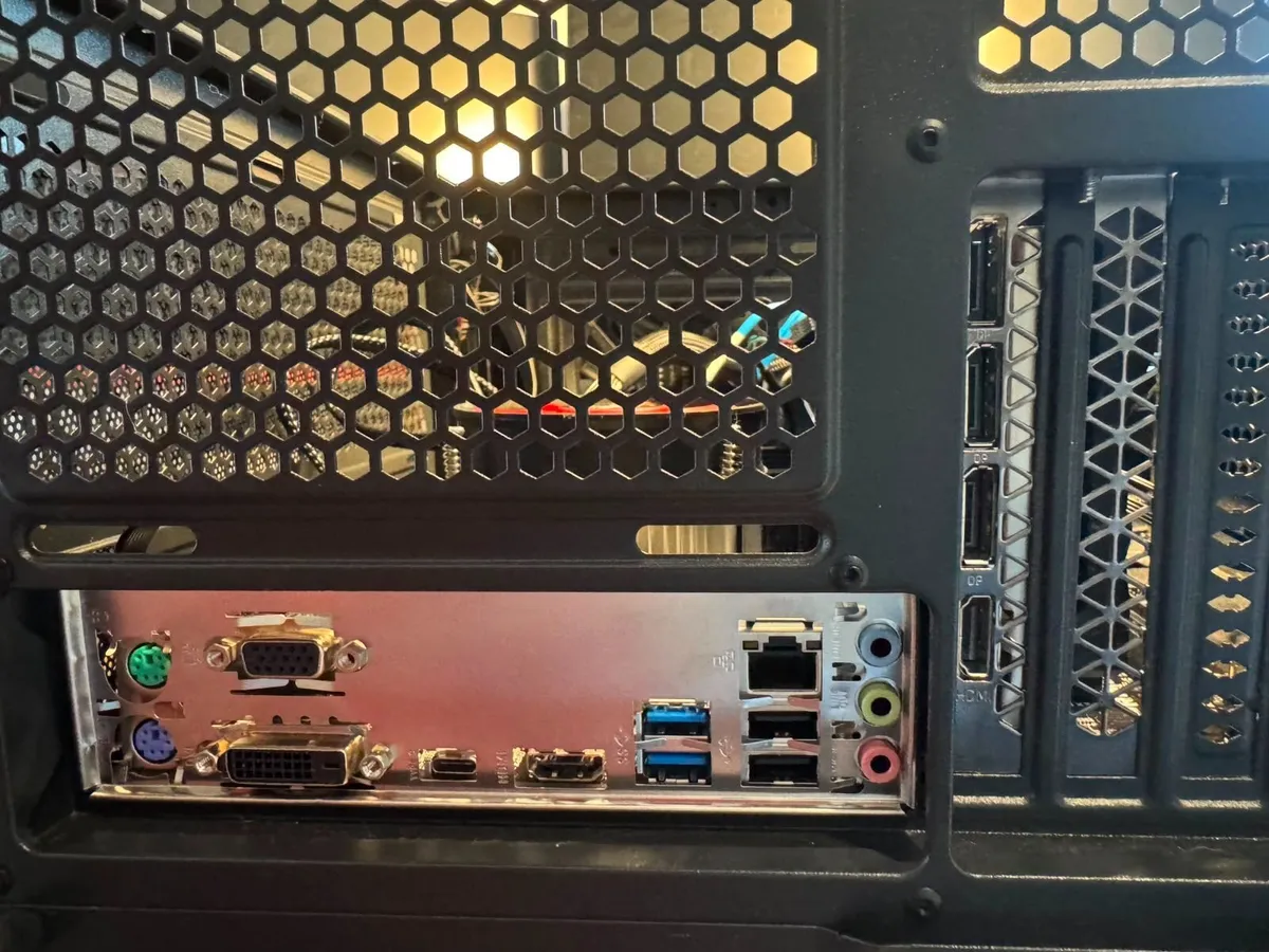 Gaming PC Shinobee with Nvidia RTX 3060 Intel i7 - Image 3