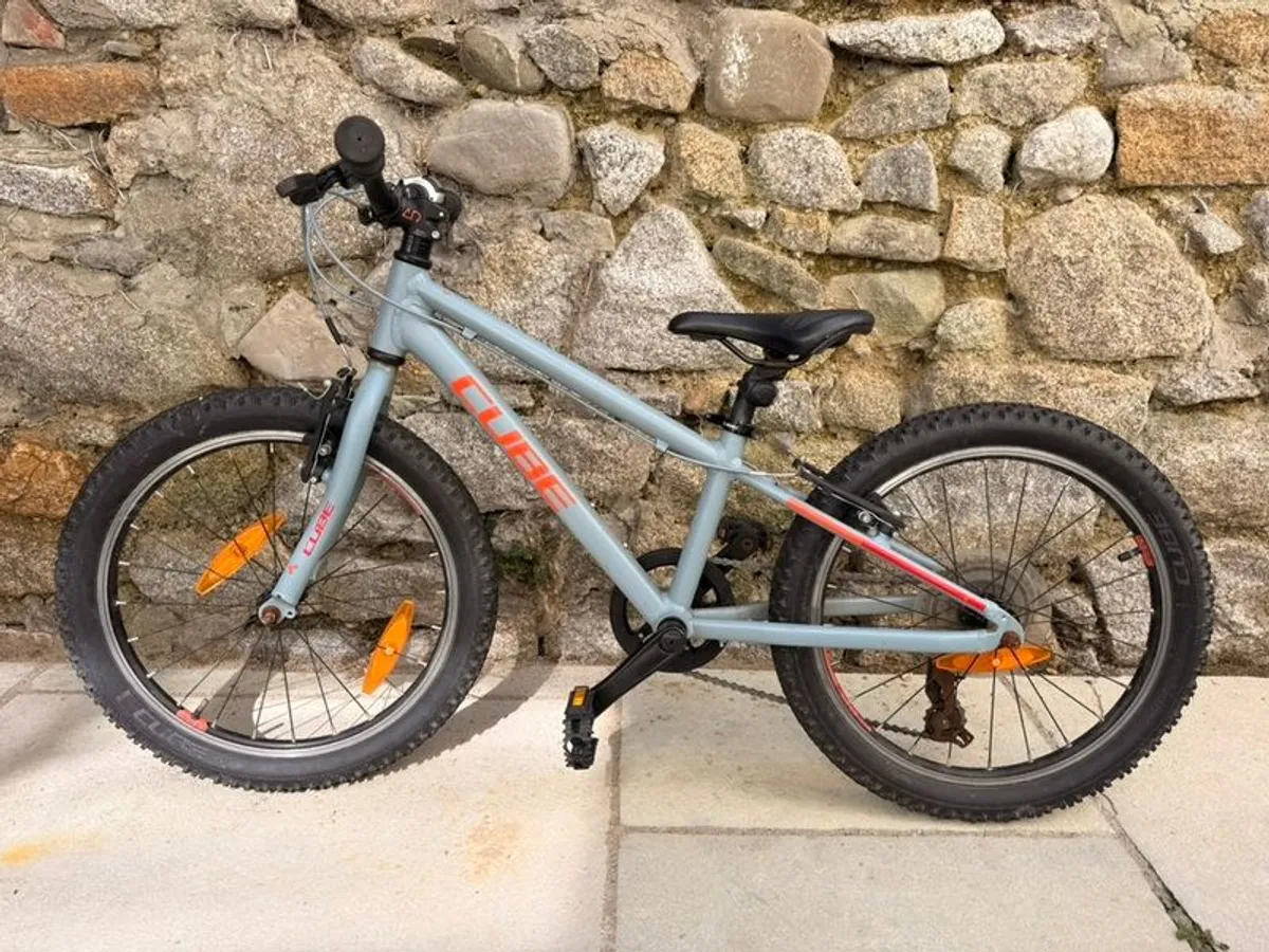 Kids 20" Cube Bicycle, Grey - Image 1