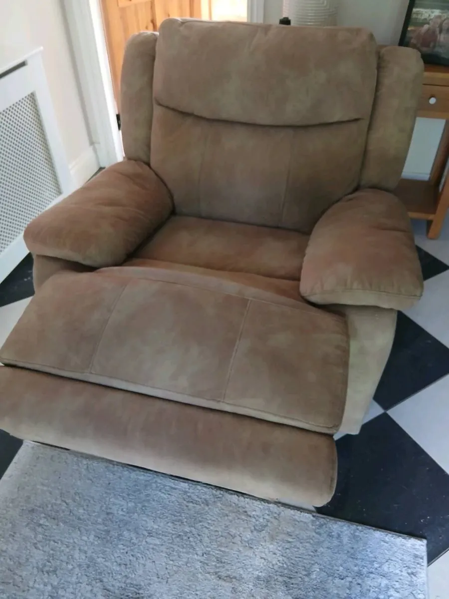 Recliner Armchair - Image 1