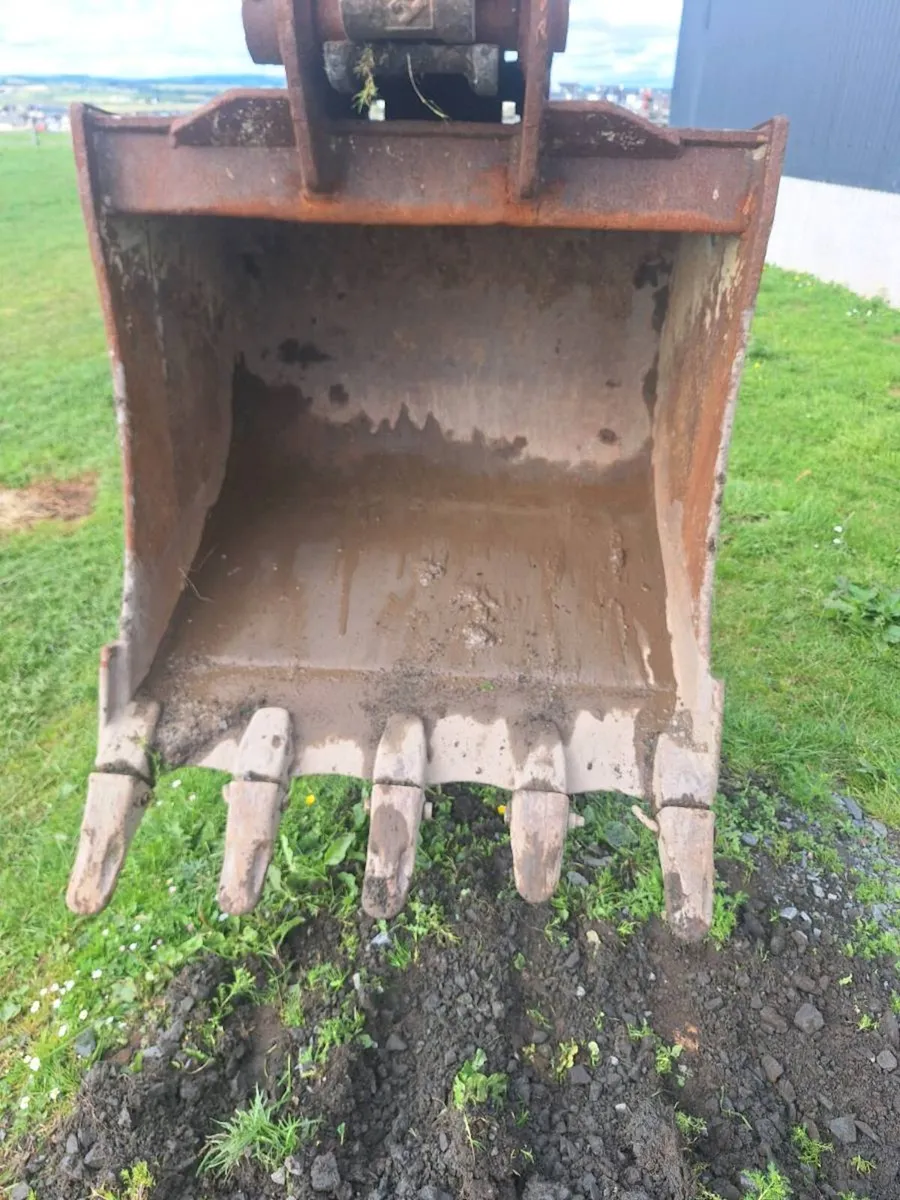 Digging bucket - Image 3