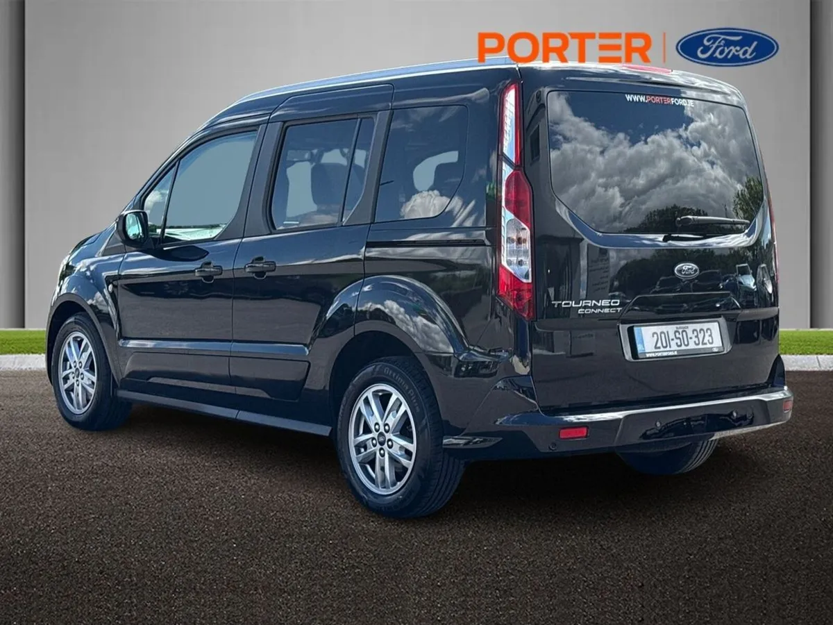 Ford Transit Connect *TITANIUM* 1.5 100PS TDCI - Image 3