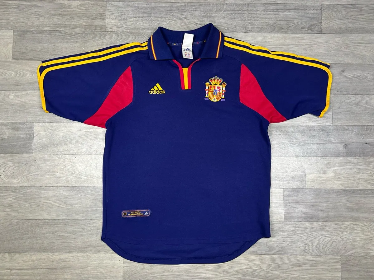 Vintage 2000 Adidas Spain Away Jersey Shirt Medium - Image 1
