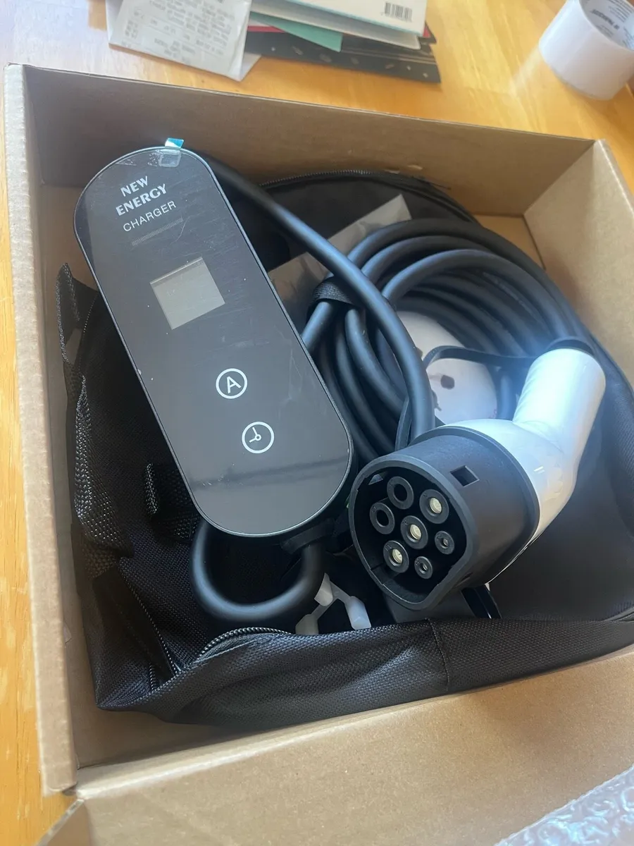 NEW EV Electric Car Charger Type 2 Granny 3pin 13A - Image 1