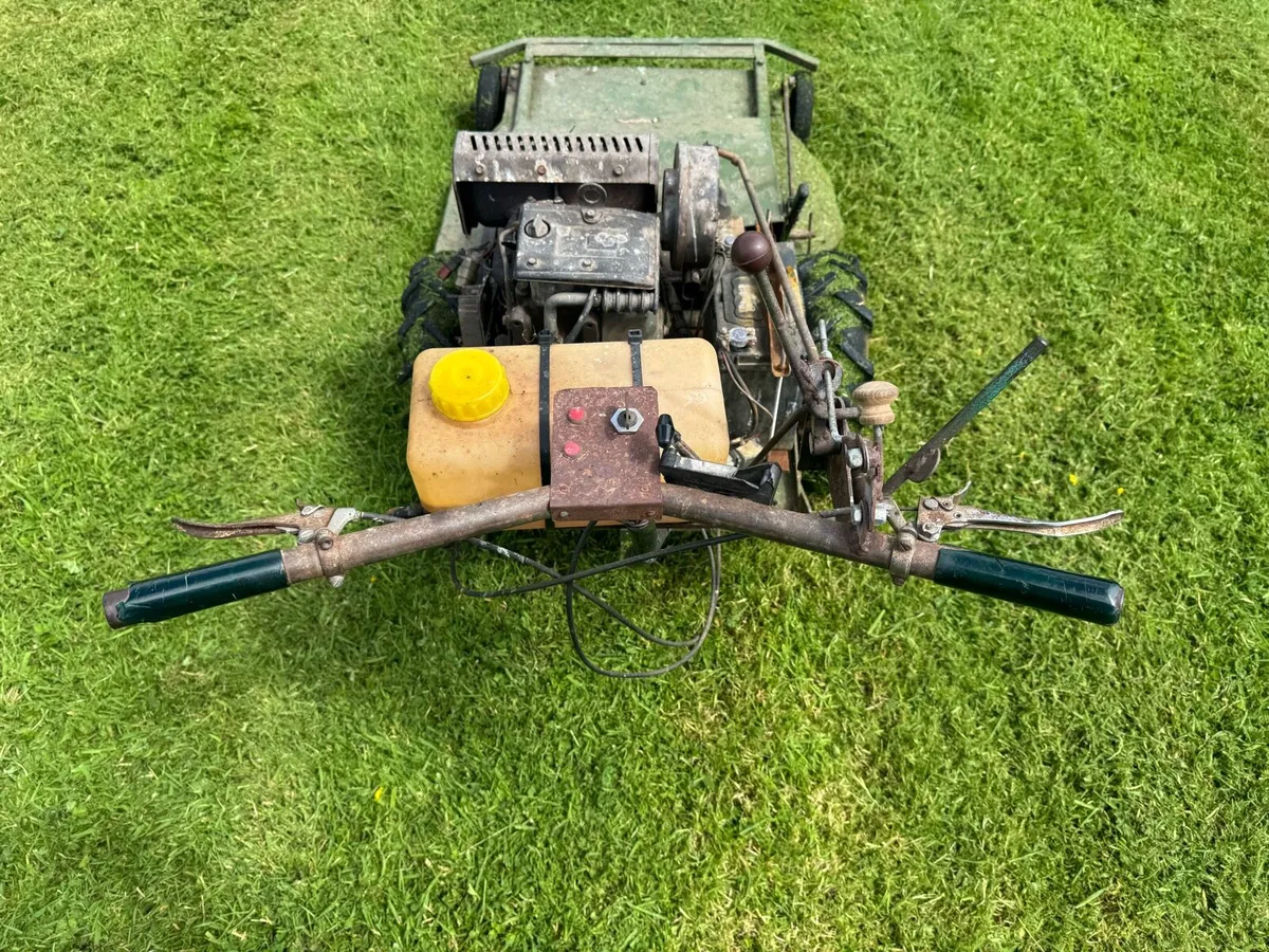 Hayter Condor Walk Behind Flail Mower - Image 4
