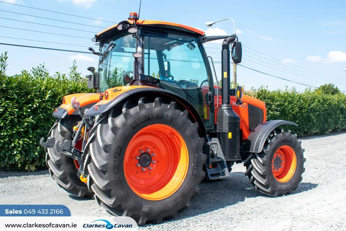 Kubota M6-132 - Image 4