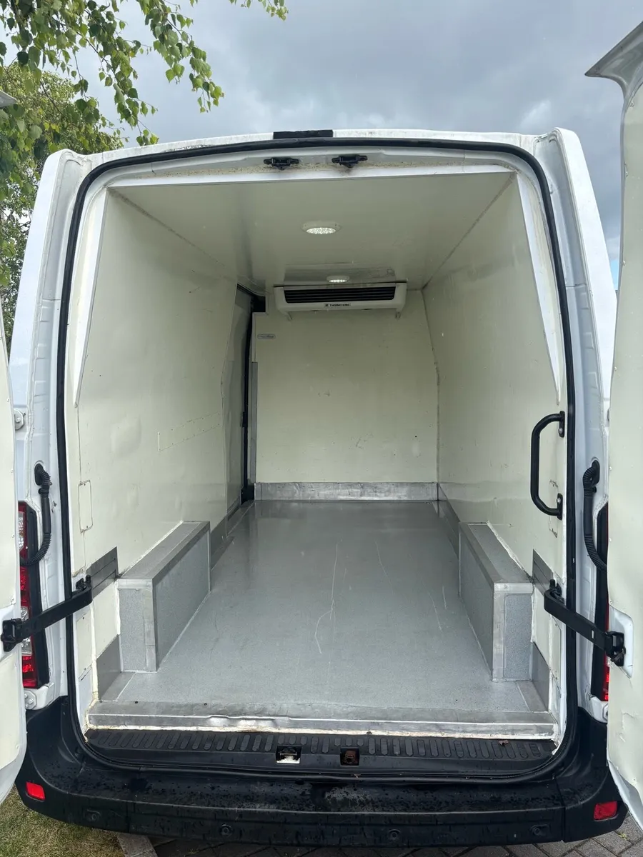 2021 Nissan NV400 L3H2 Refrigerated Van NEW DOE - Image 4