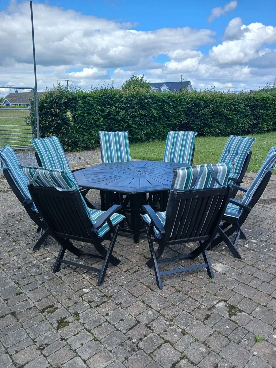 8 chair octagonal solid wood patio set - Image 4