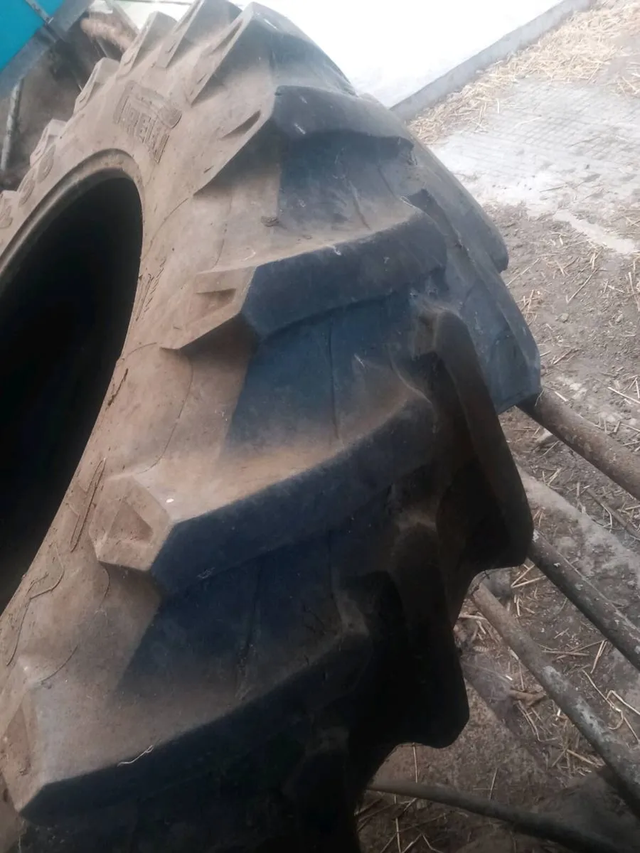 Tractor tyres - Image 3
