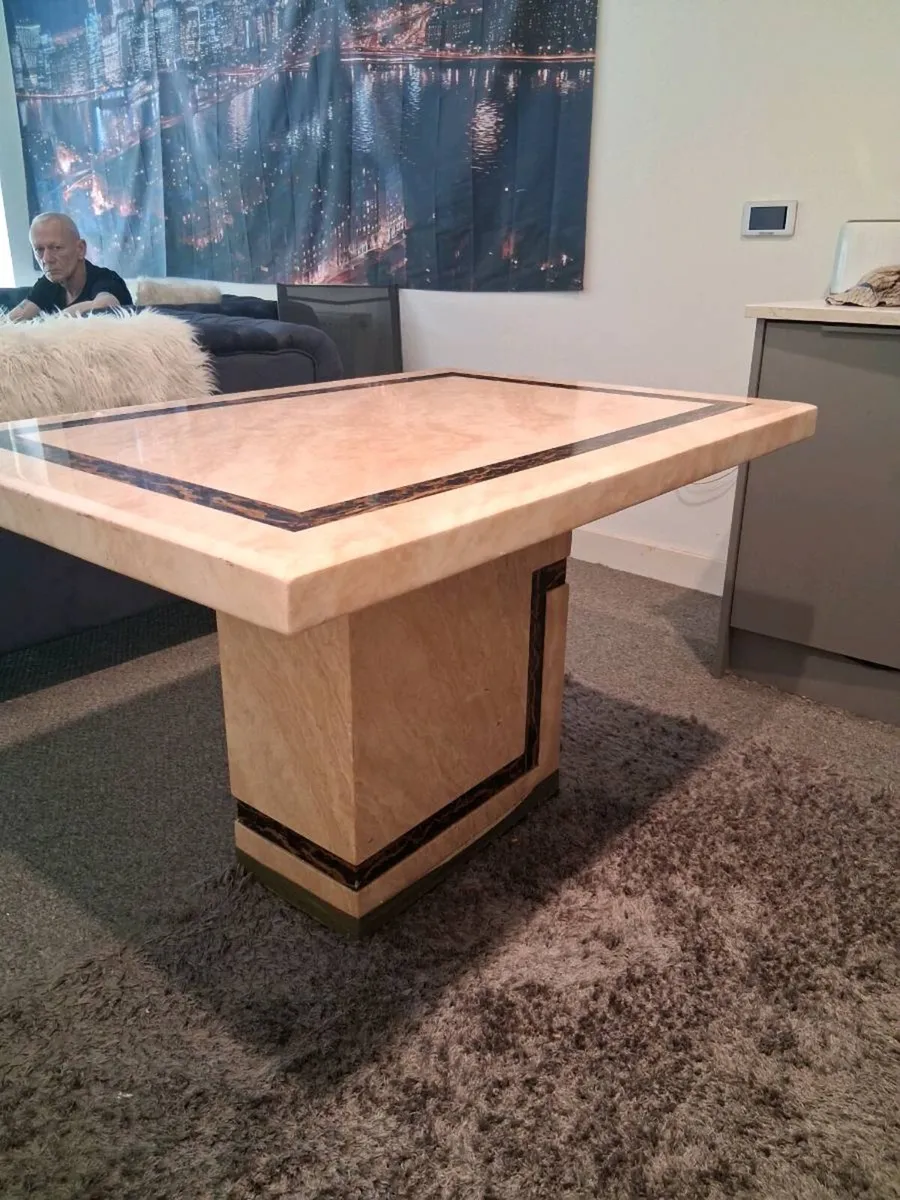 Marble table - Image 3