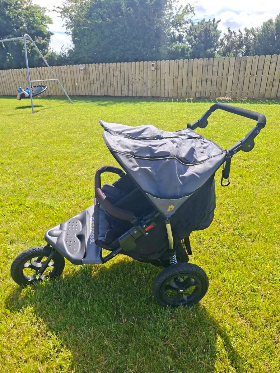 Out n about double buggy - Image 2