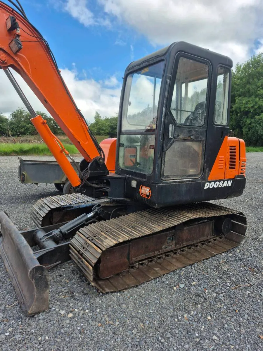 Doosan dx55 Digger and Terex dumper for sale - Image 4