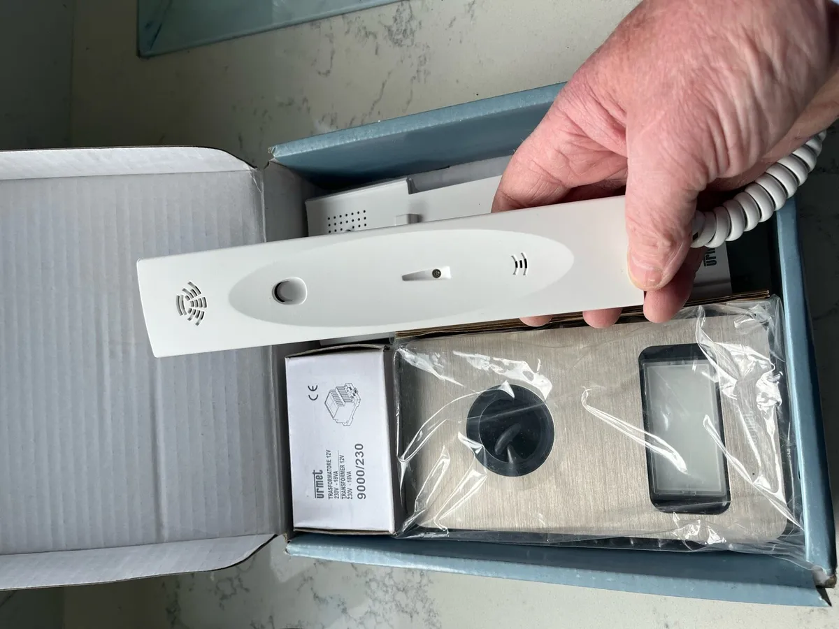 DOOR or GATE INTERCOM. URMET BRAND. 2 WIRE KIT - Image 4