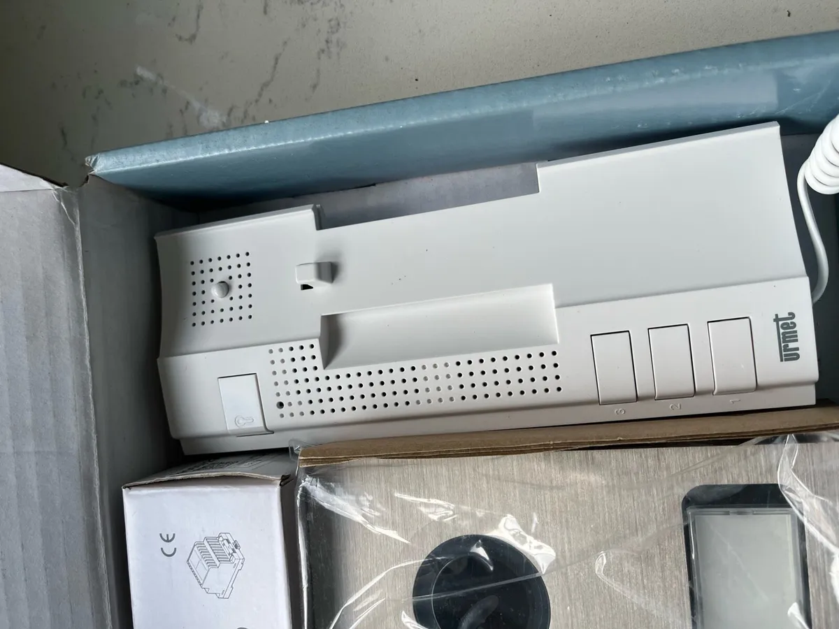 DOOR or GATE INTERCOM. URMET BRAND. 2 WIRE KIT - Image 3