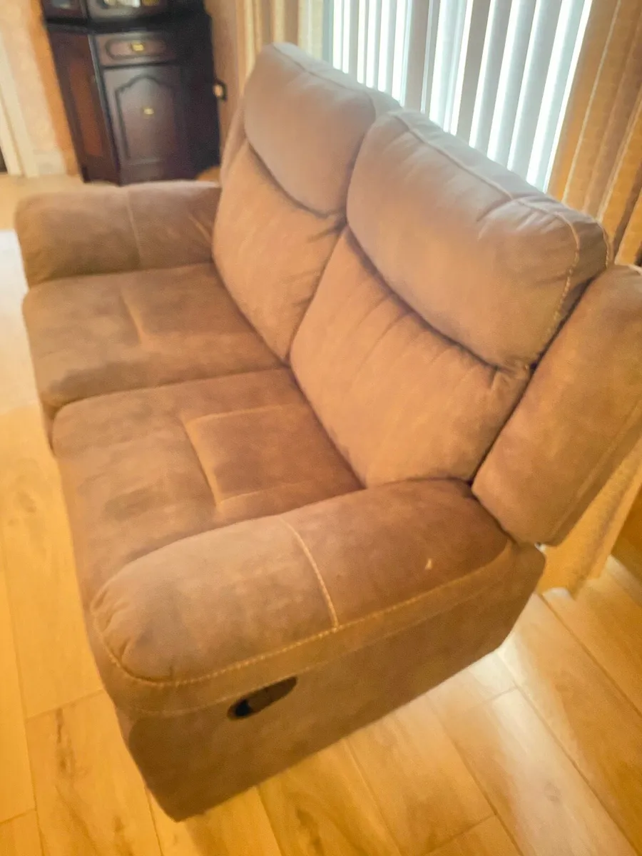 Suite of furniture - Image 3
