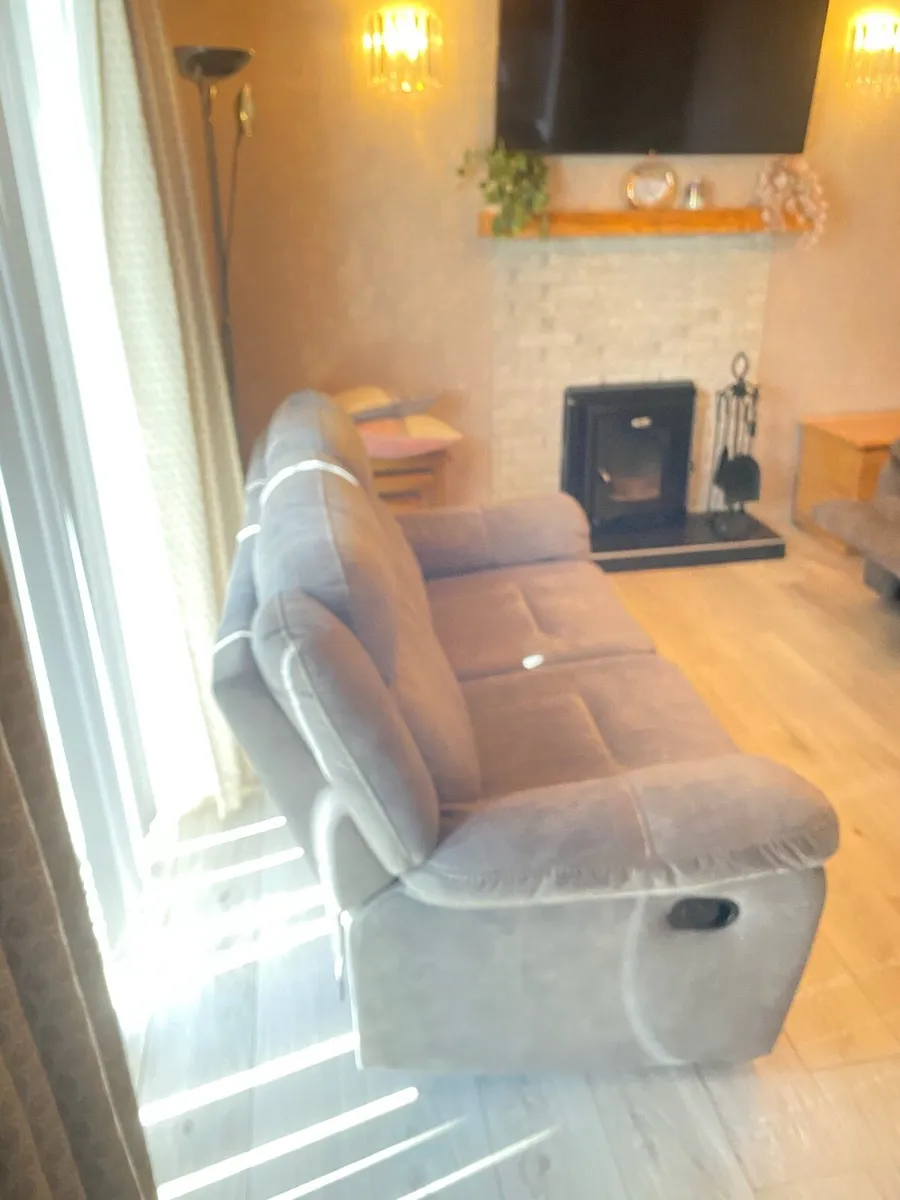 Suite of furniture - Image 4
