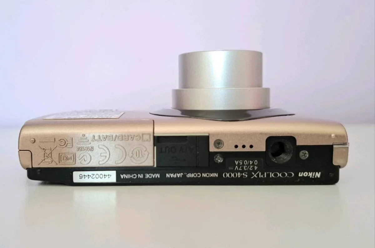 Nikon Coolpix S4000 - Image 4