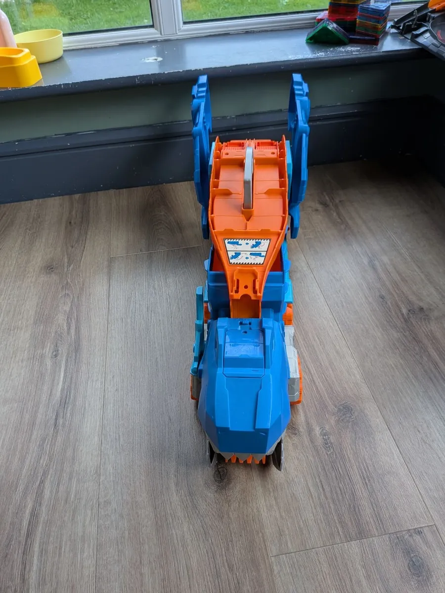 Hot Wheels City Let's Race Ultimate T-Rex Transpor - Image 2