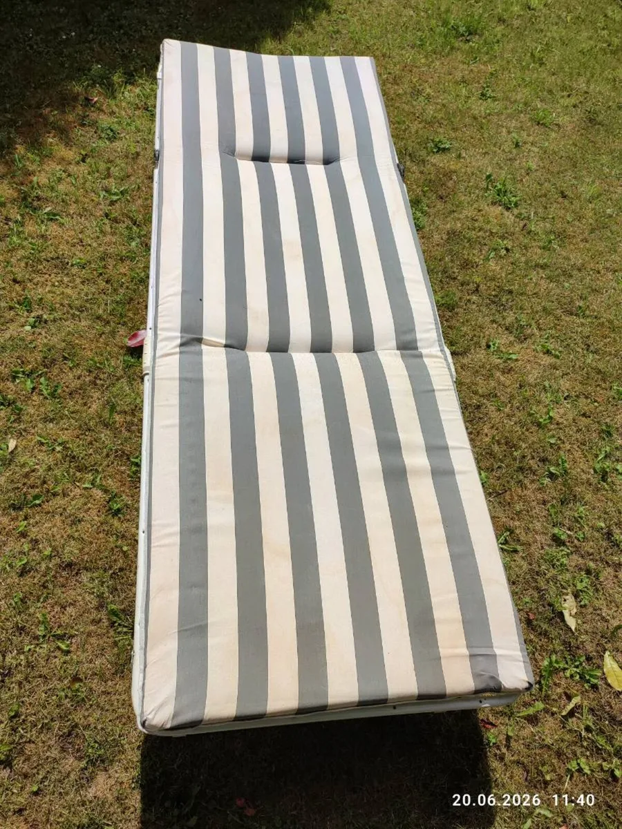 folding travel bed - Image 3
