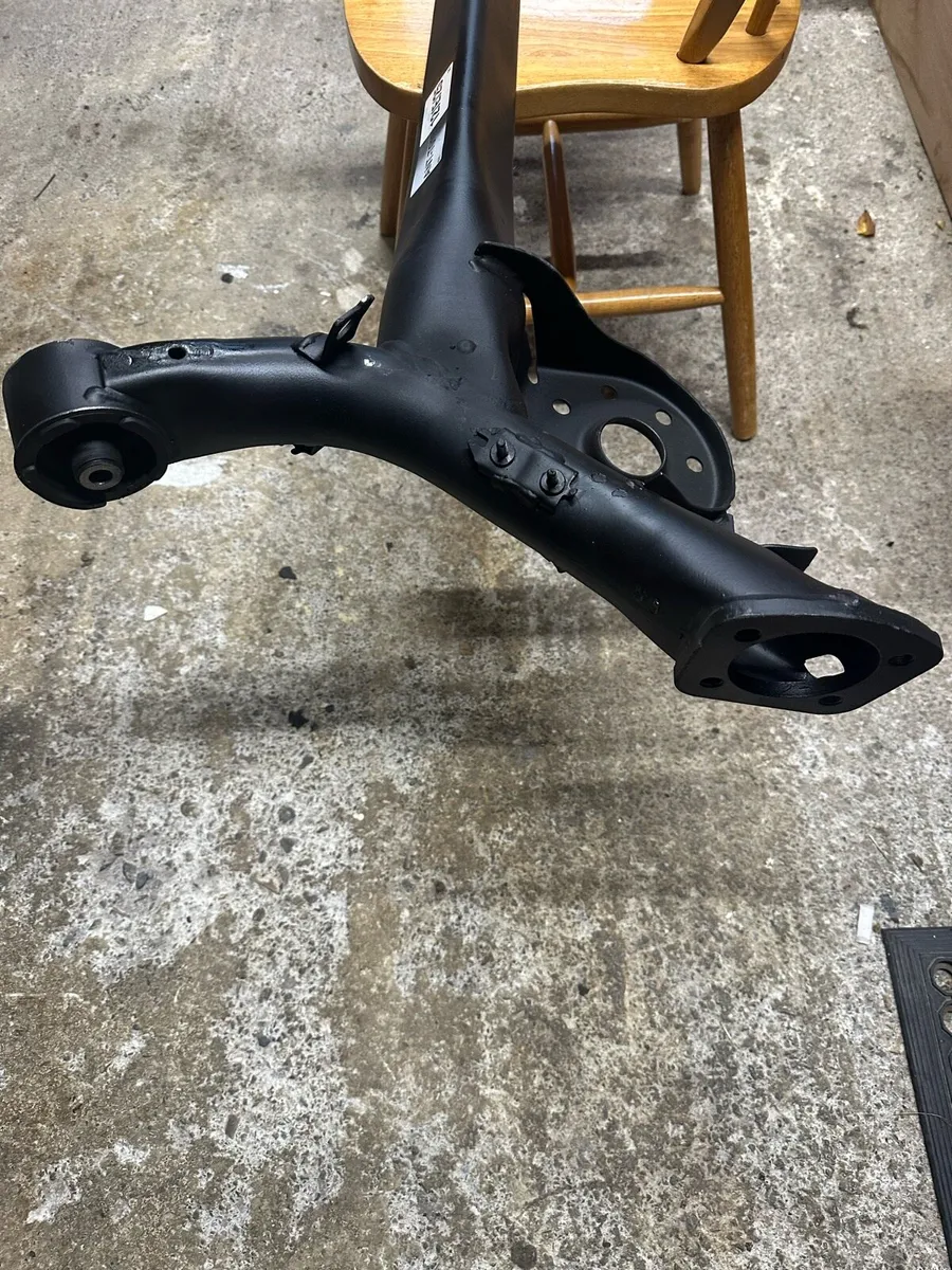 2006-2014 Toyota Yaris rear axle beam - Image 2