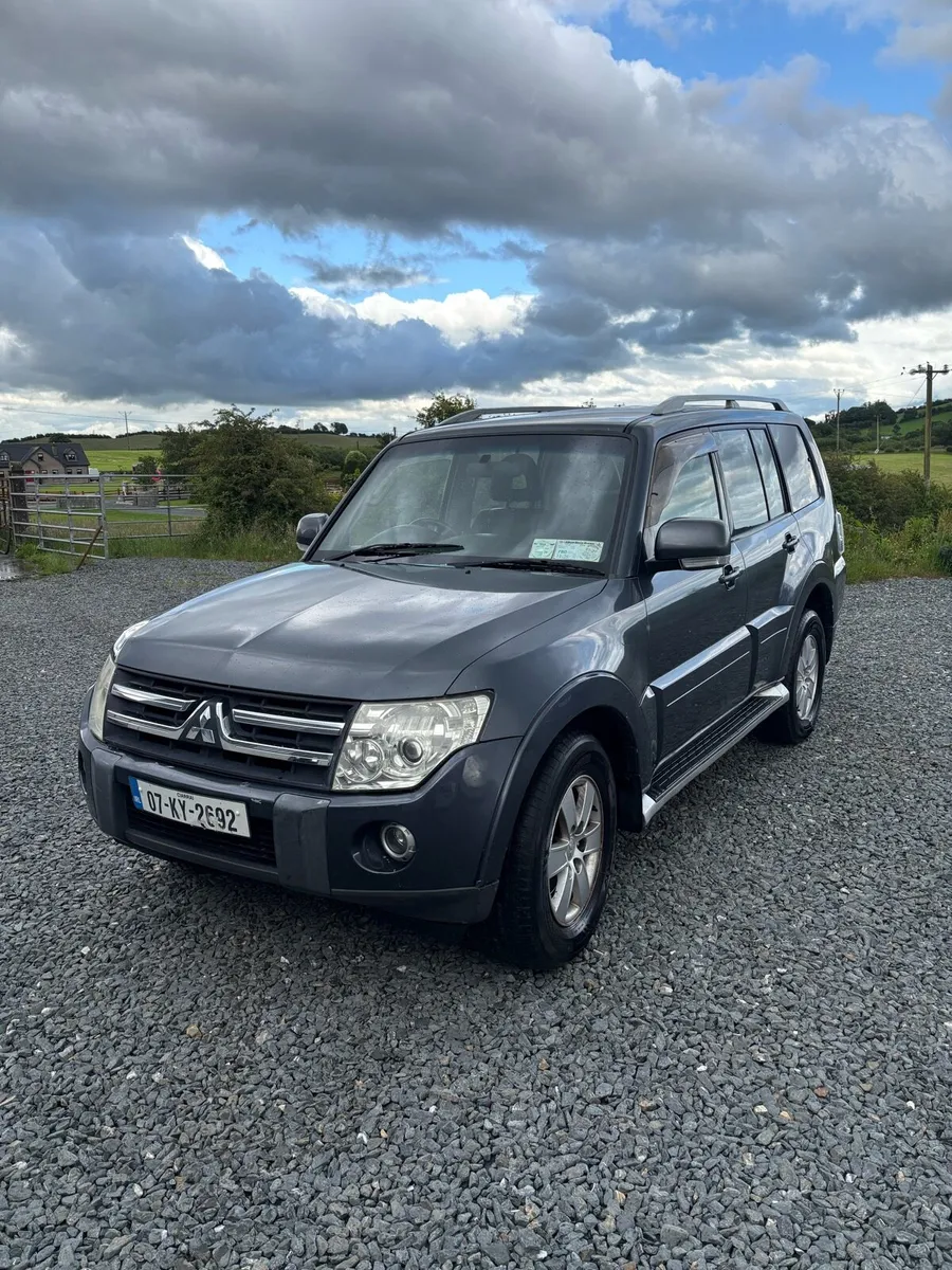 Mitsubishi Pajero Crewcab N1 5 Seat Tax&Test - Image 2