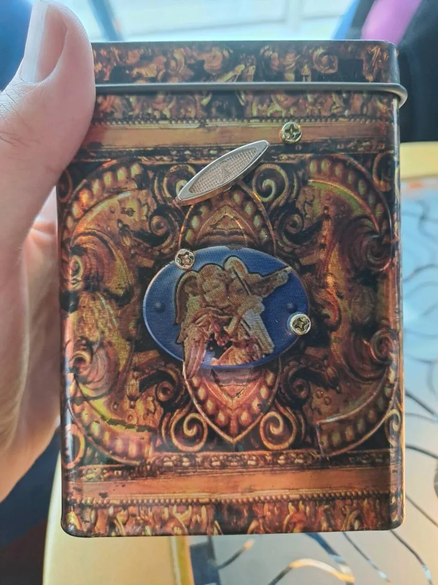 Amazing Grace Wind-Up Music Box Tin - Image 4