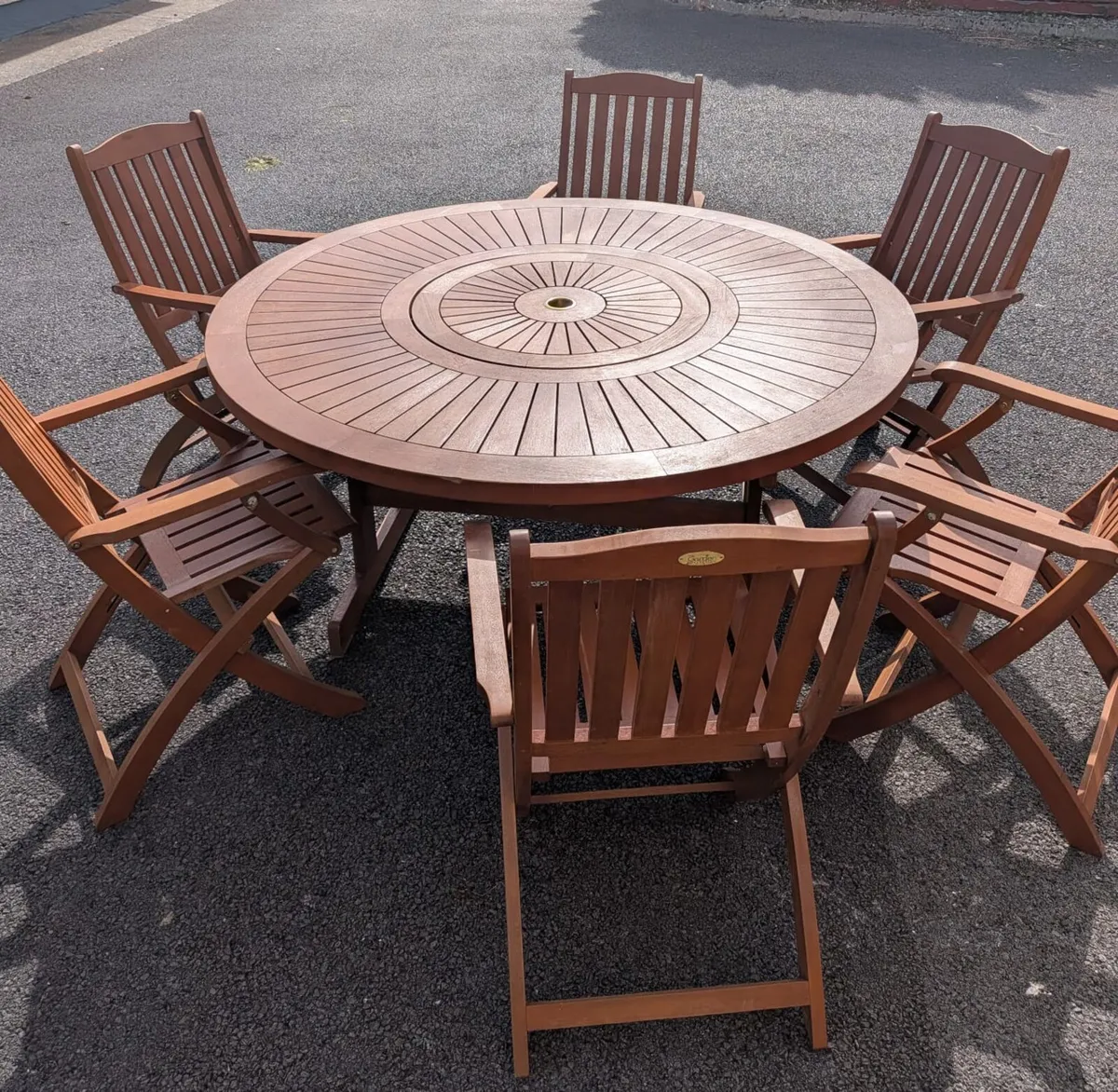 Garden furniture - Image 1