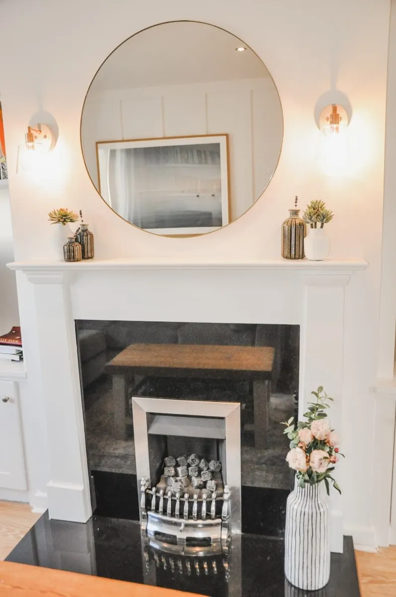 Gas Fireplace with Surrounding Mantlepiece - Image 1