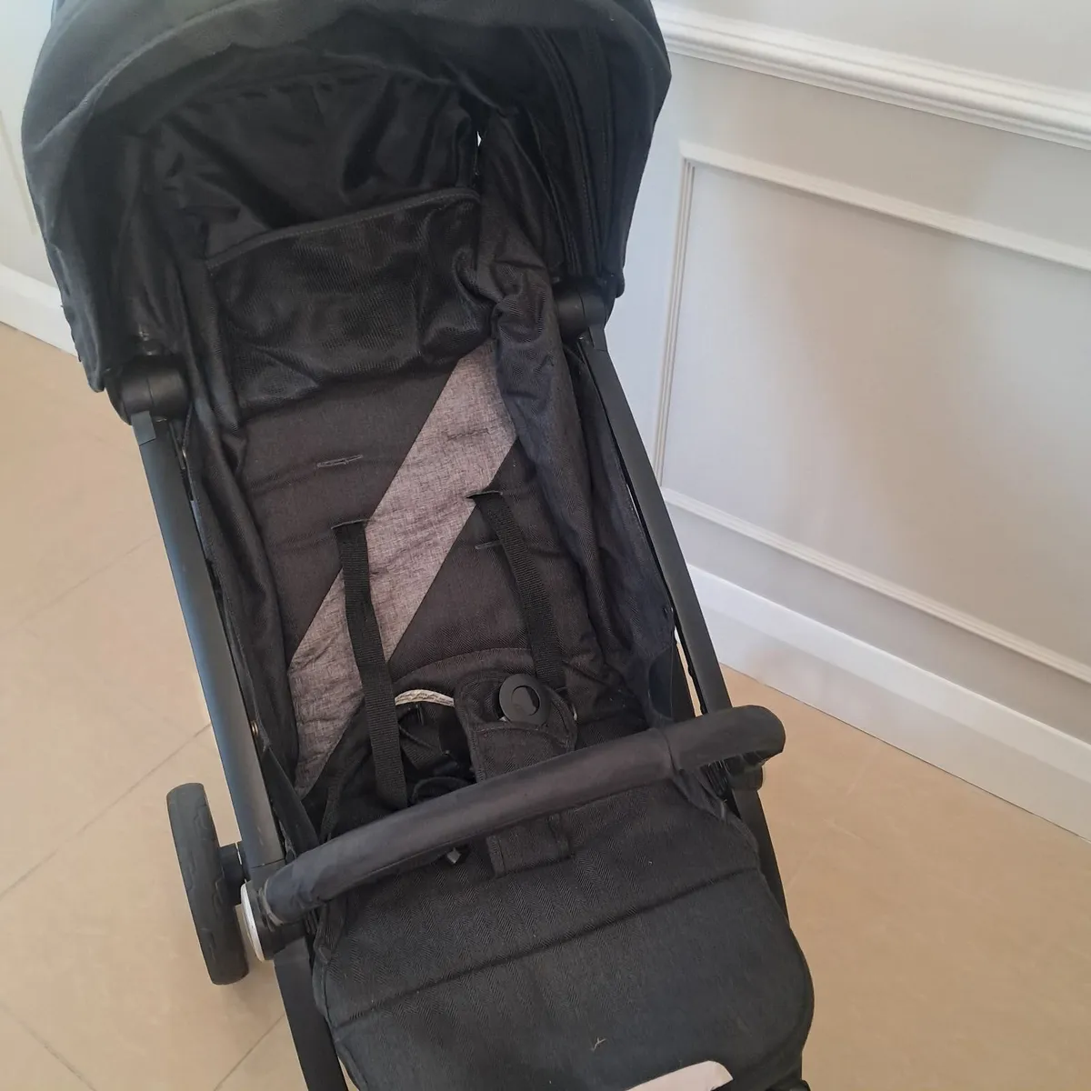 stroller - Image 2