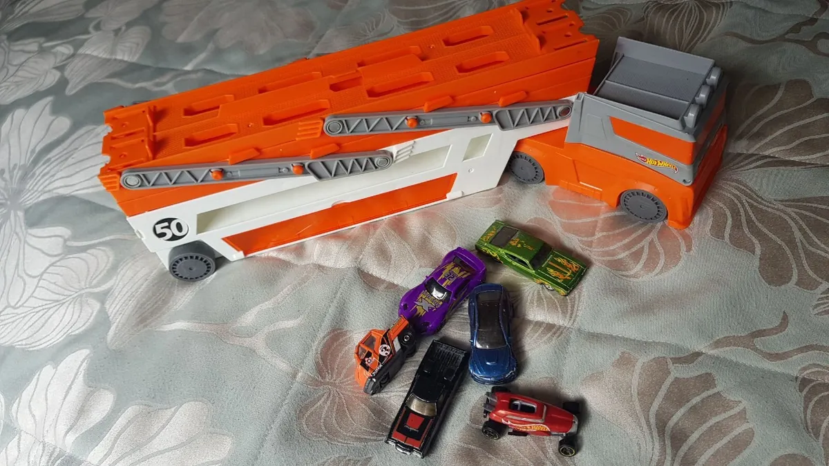 Hot Wheels  Garage 'Playsets - Image 2