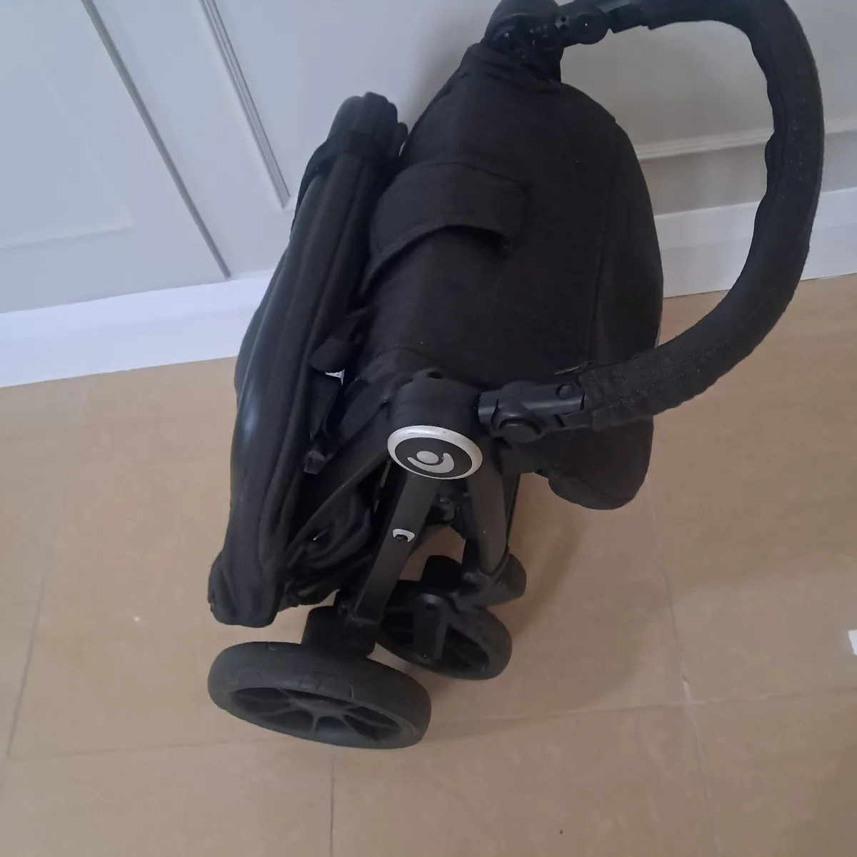 stroller - Image 4