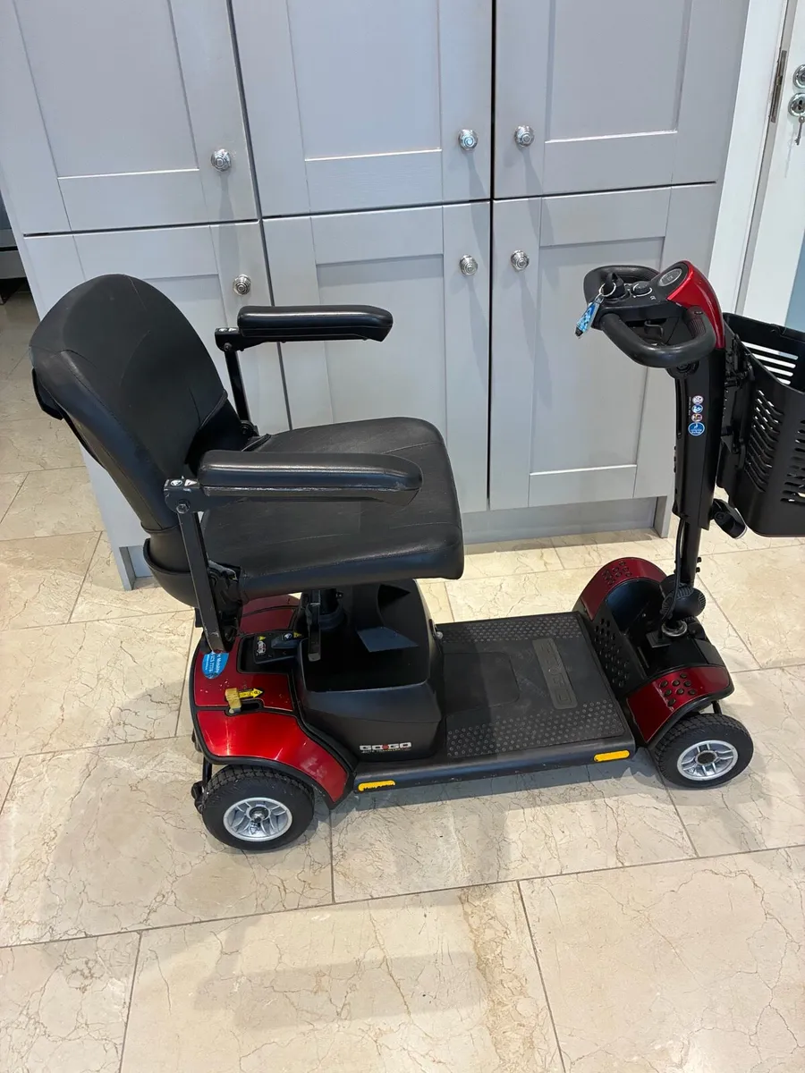 Pride GoGo Elite Traveller LX mobility scooter - Image 1