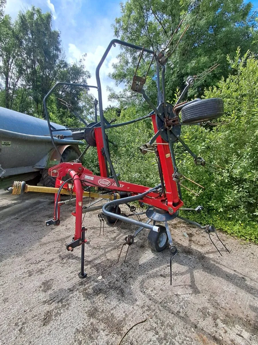 Vicon 4 Rotor Tedder - Image 2