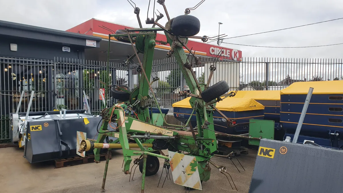 JF Stoll 685 Pro 6 Rotor Tedder - Image 4