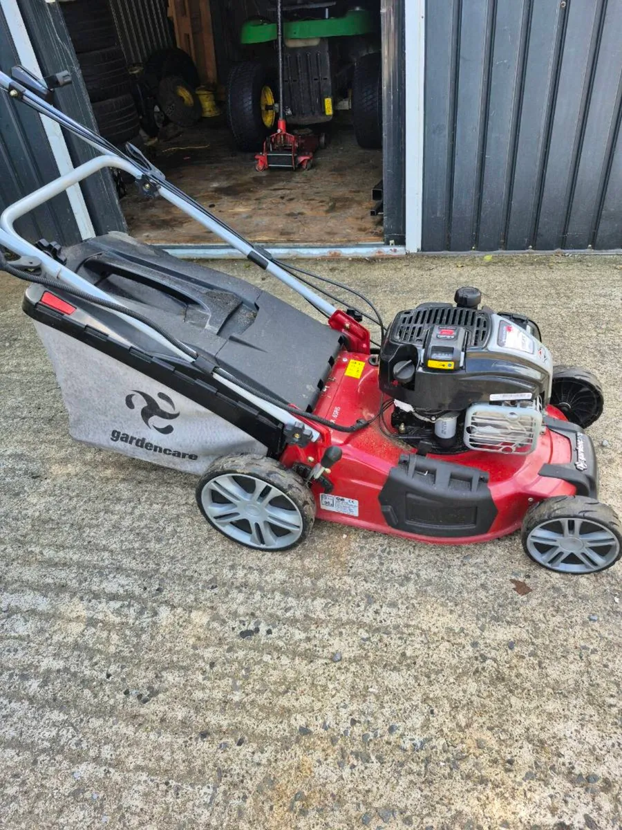 Self drive mower - Image 2