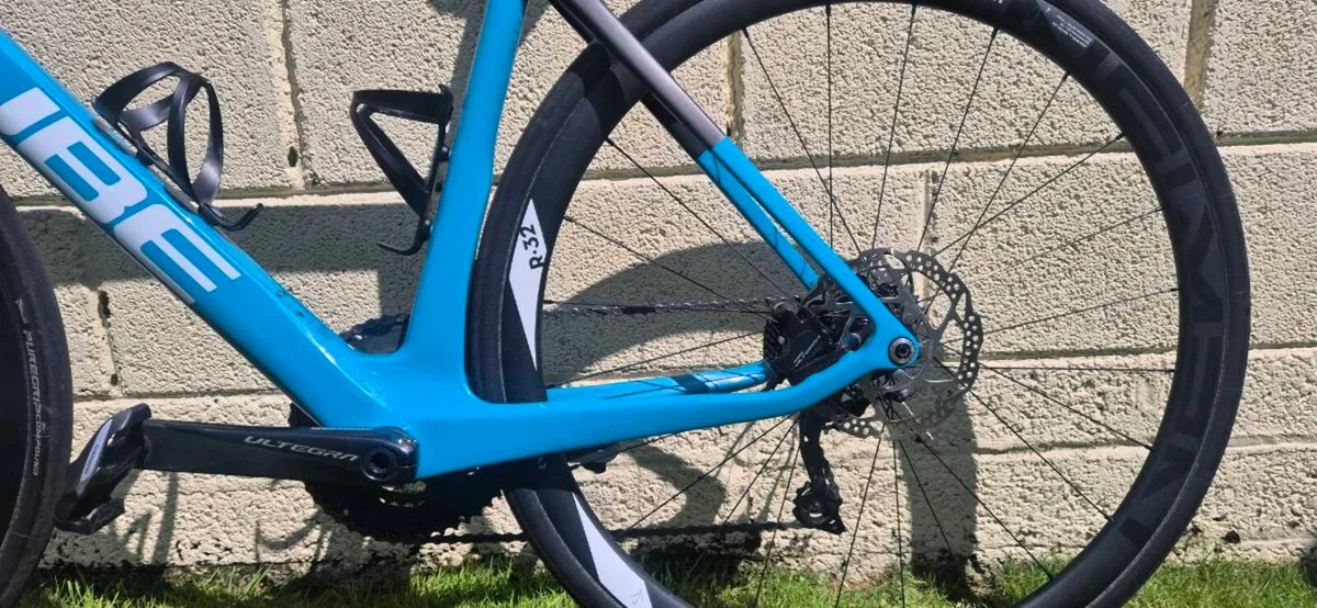 ROAD BIKE CUBE AGREE C62 RACE Carbon Frame - Image 4