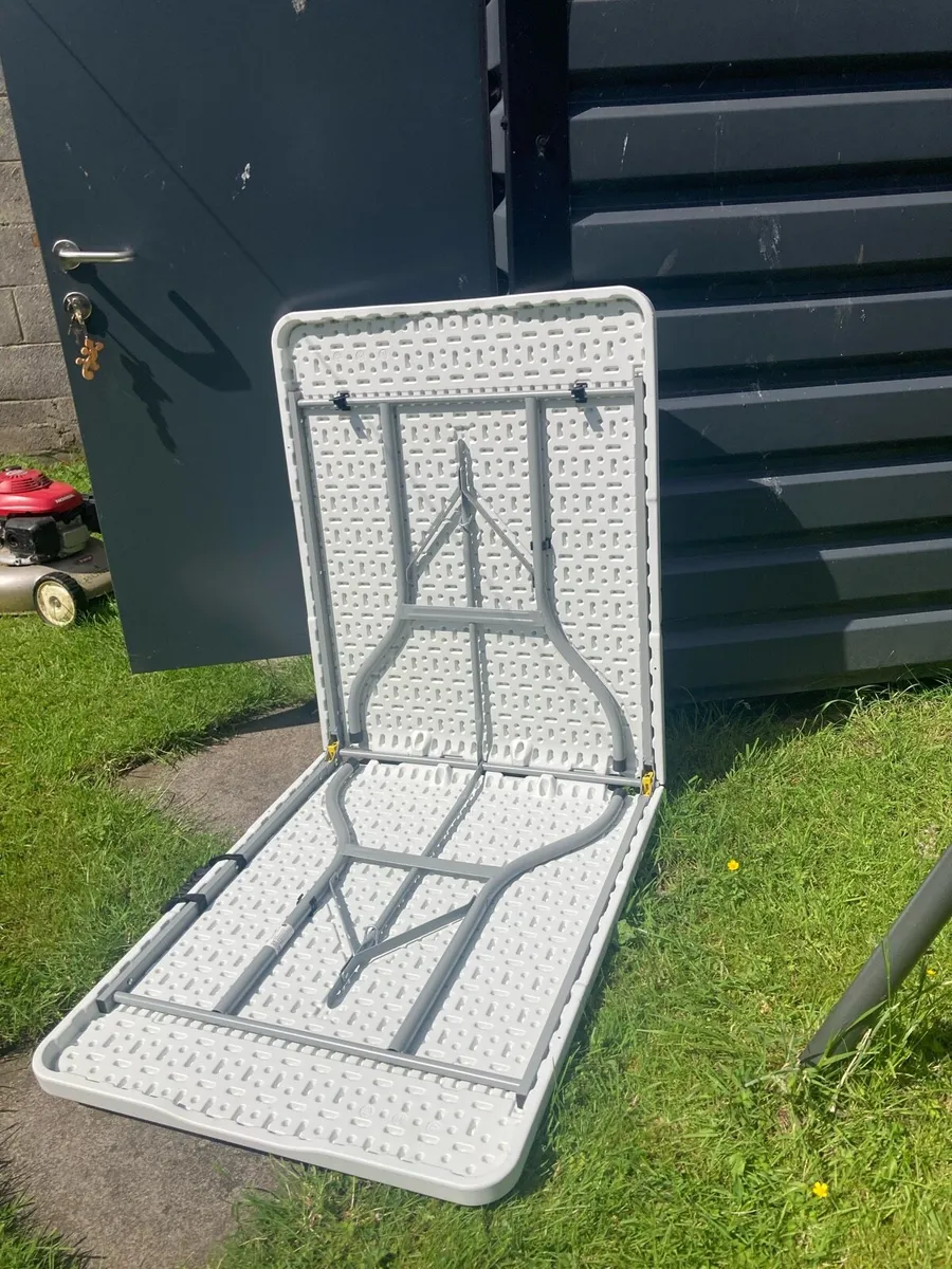 Camping Table - Image 4