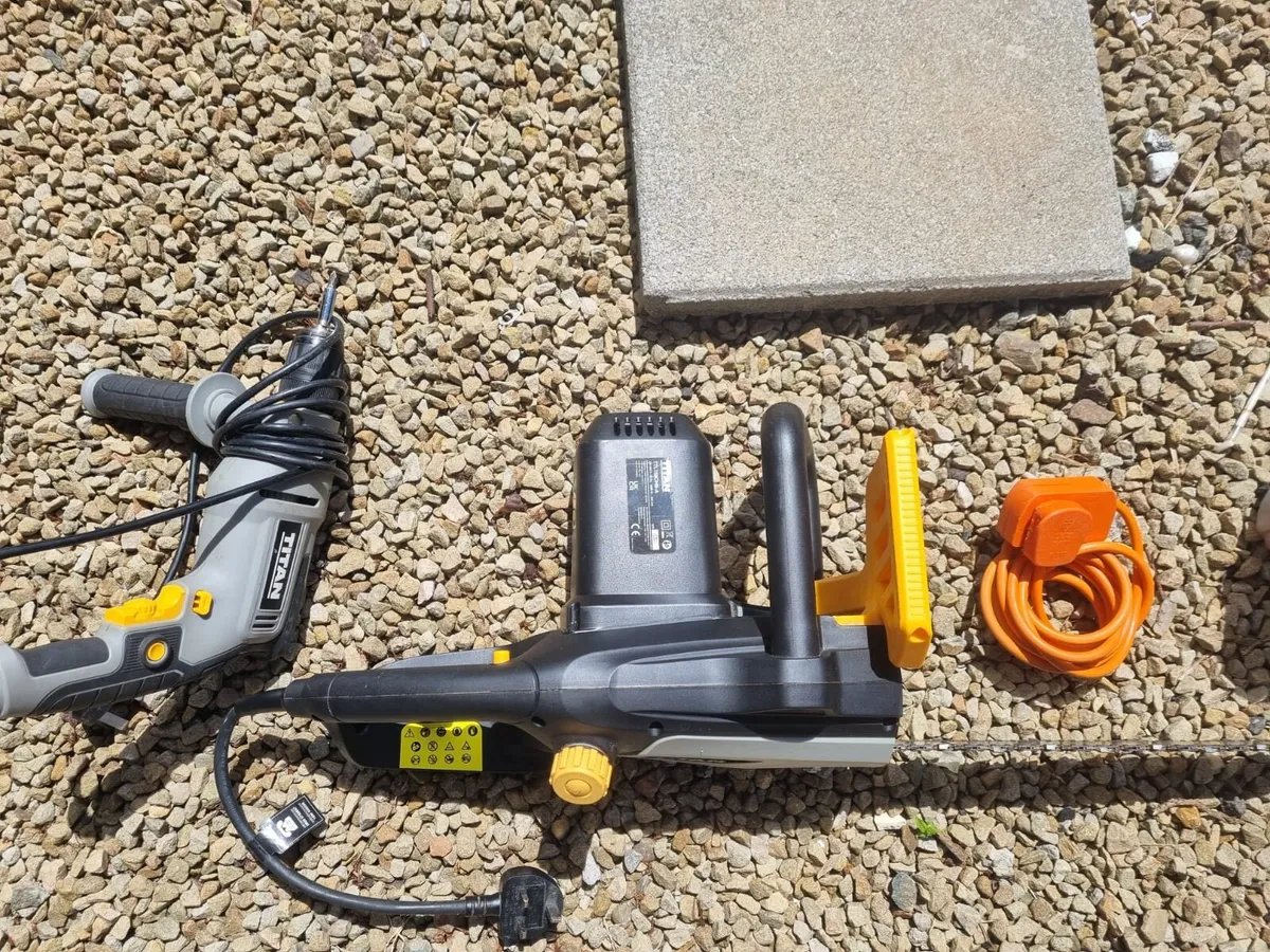 Electric chansew and Drill. - Image 4