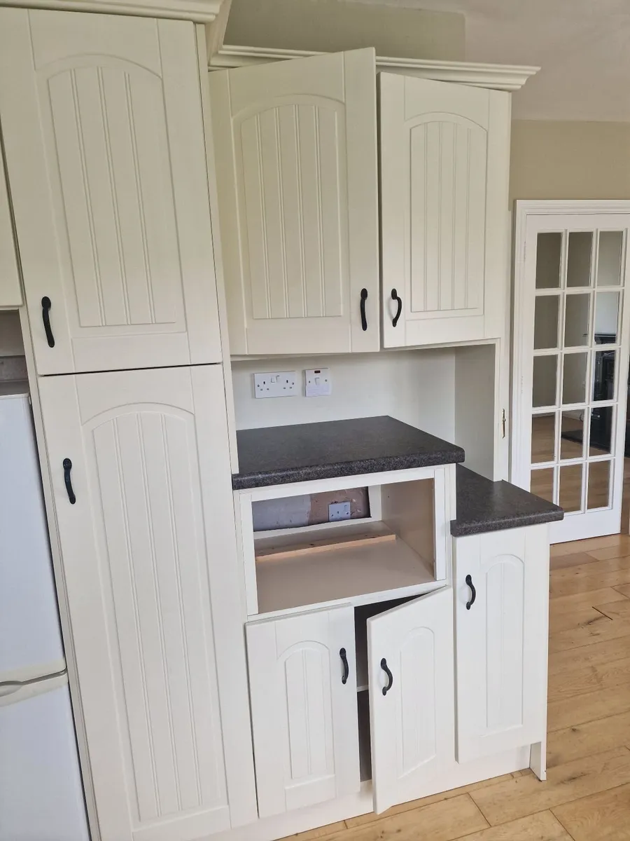 Kitchen - Image 3